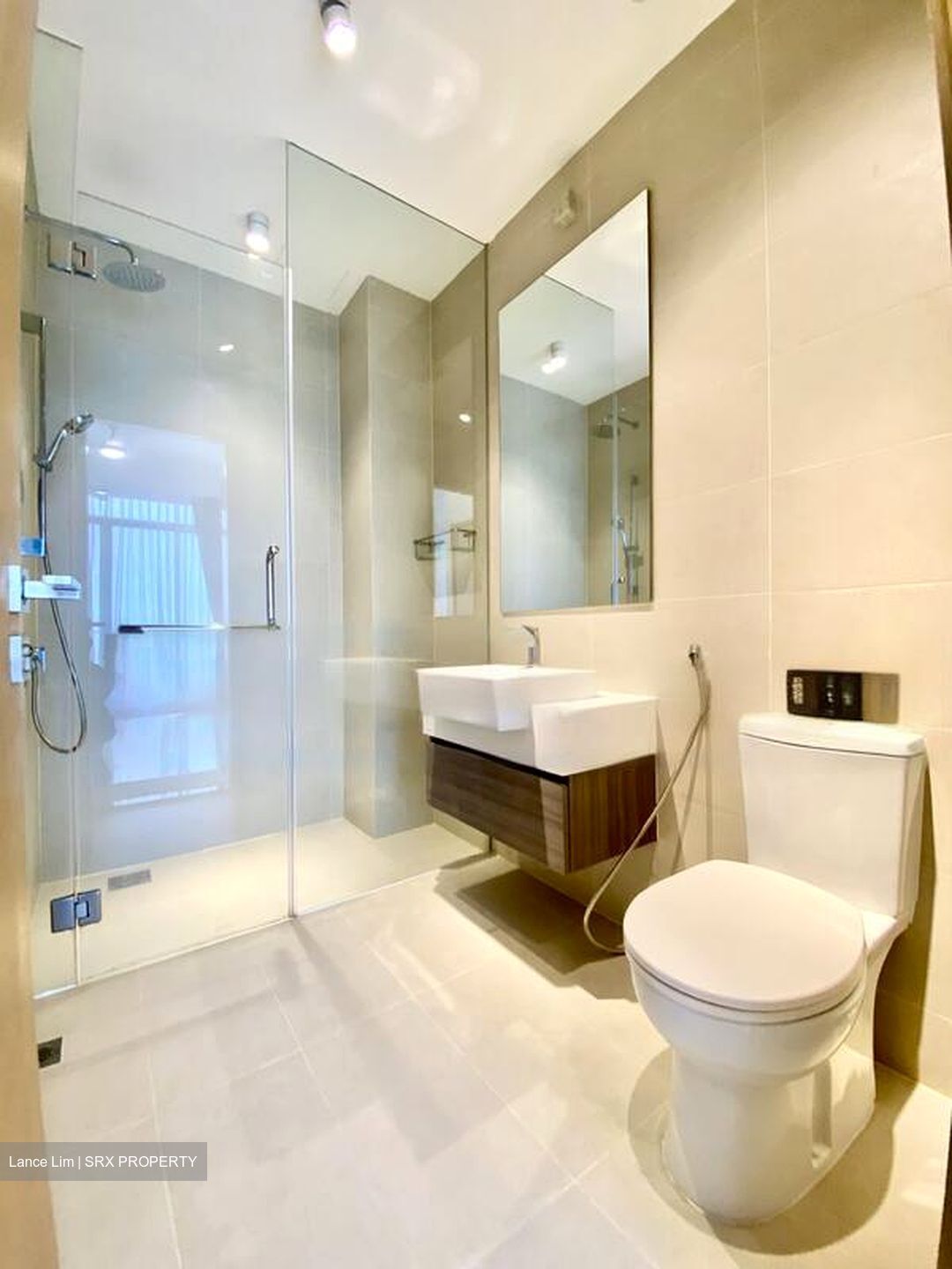 Upper Serangoon Road (D19), Condominium #485000571